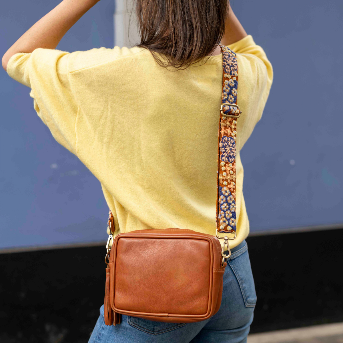 Florecita Crossbody (Pre-order)