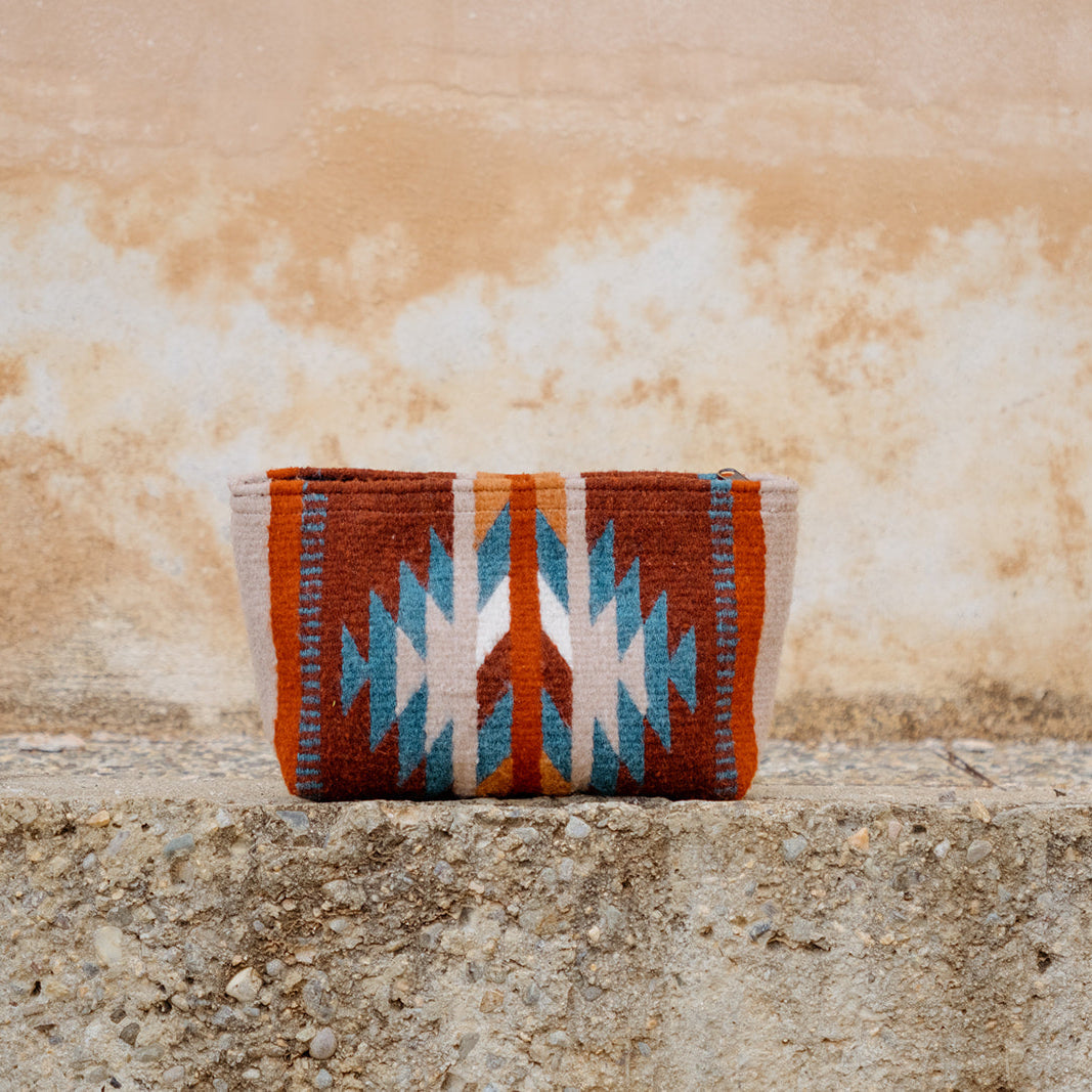 Candela Pouch