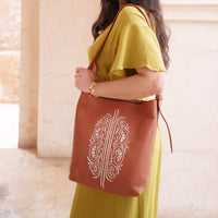 Zahra Leather Bucket Tote