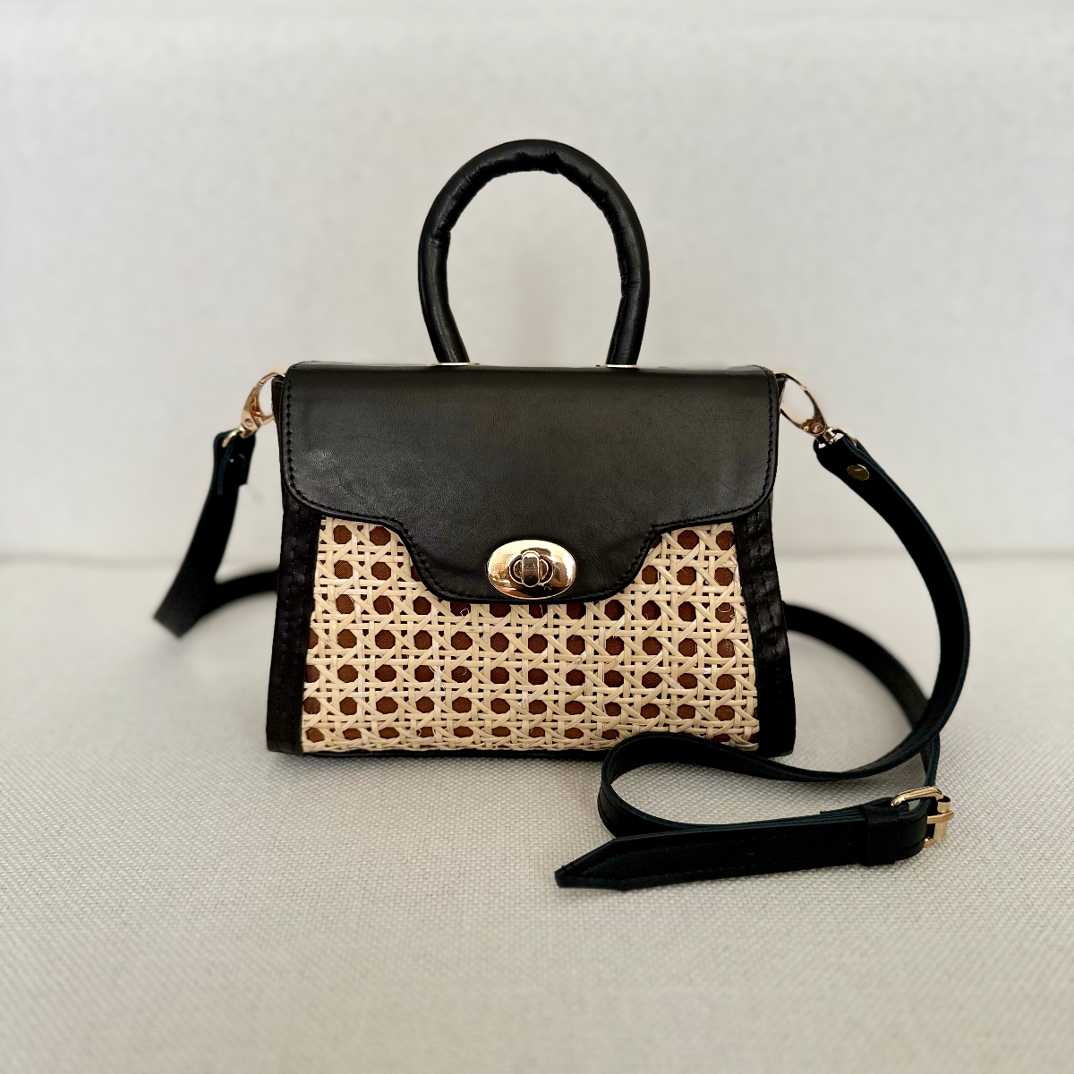 Raffia Crossbody Bag with Black Leather Strap AMASOUK