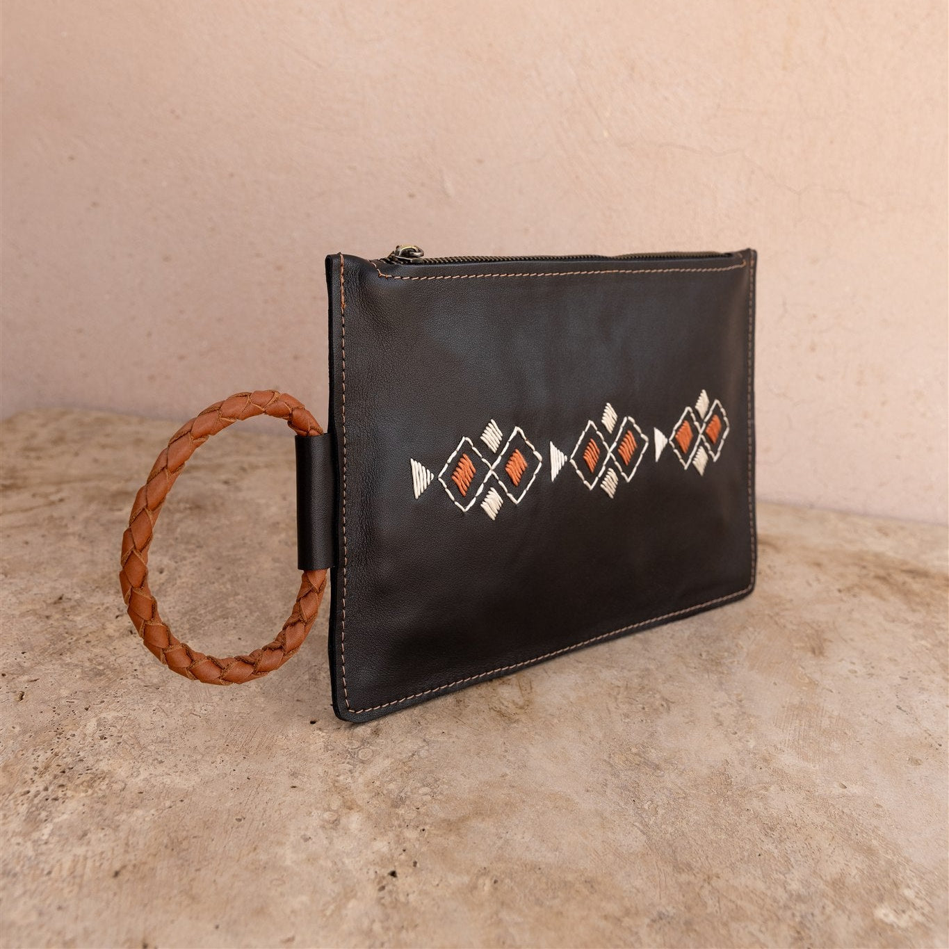 Tanwir Embroidered Clutch