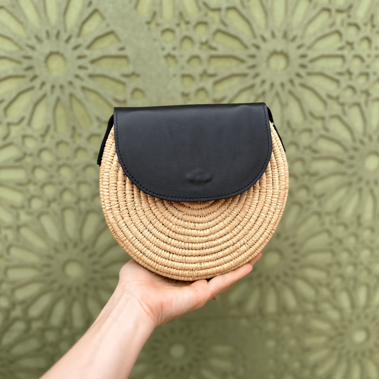 Black Smooth Leather and Raffia Round Bag