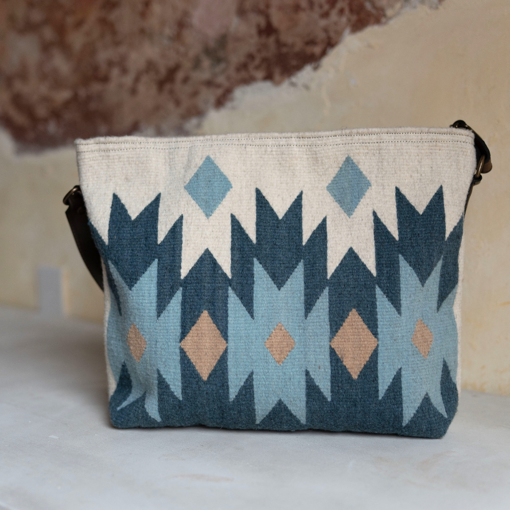 Alcalá Shoulder Bag