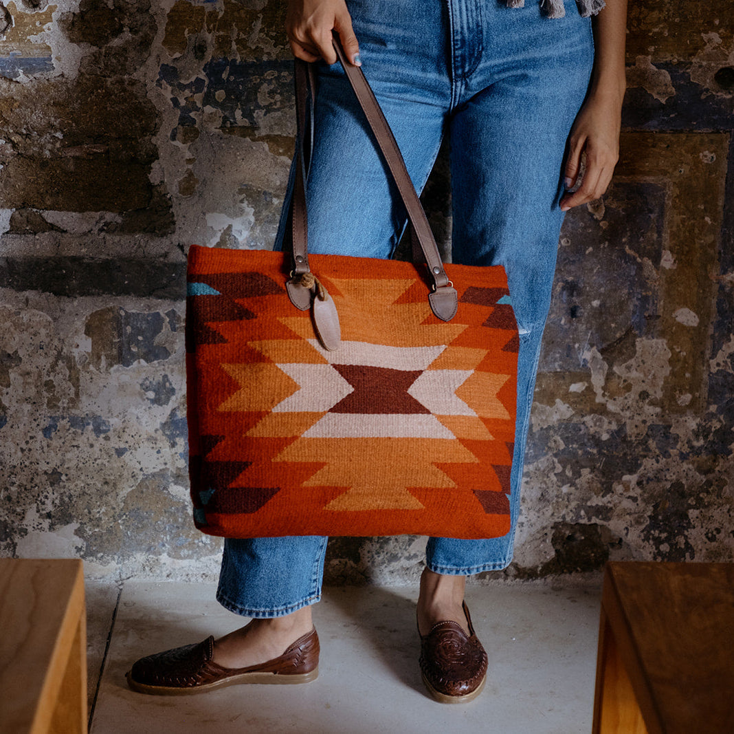 Mariposa Tote