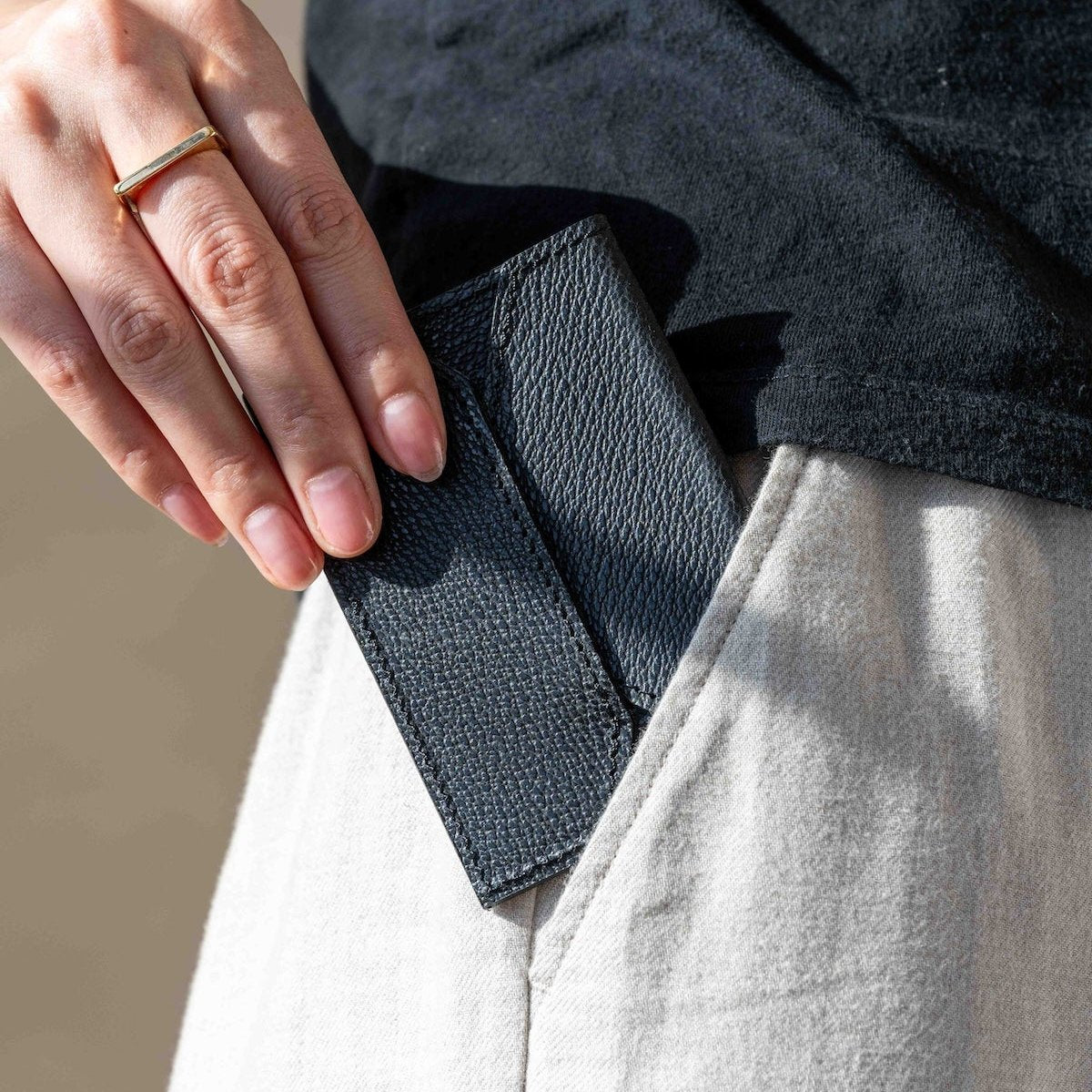 🎁 Origami Card Holder (100% off)