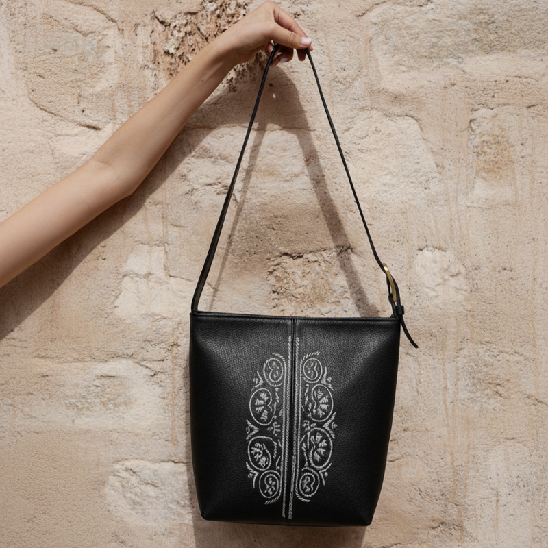 Zahra Leather Bucket Tote | AMASOUK