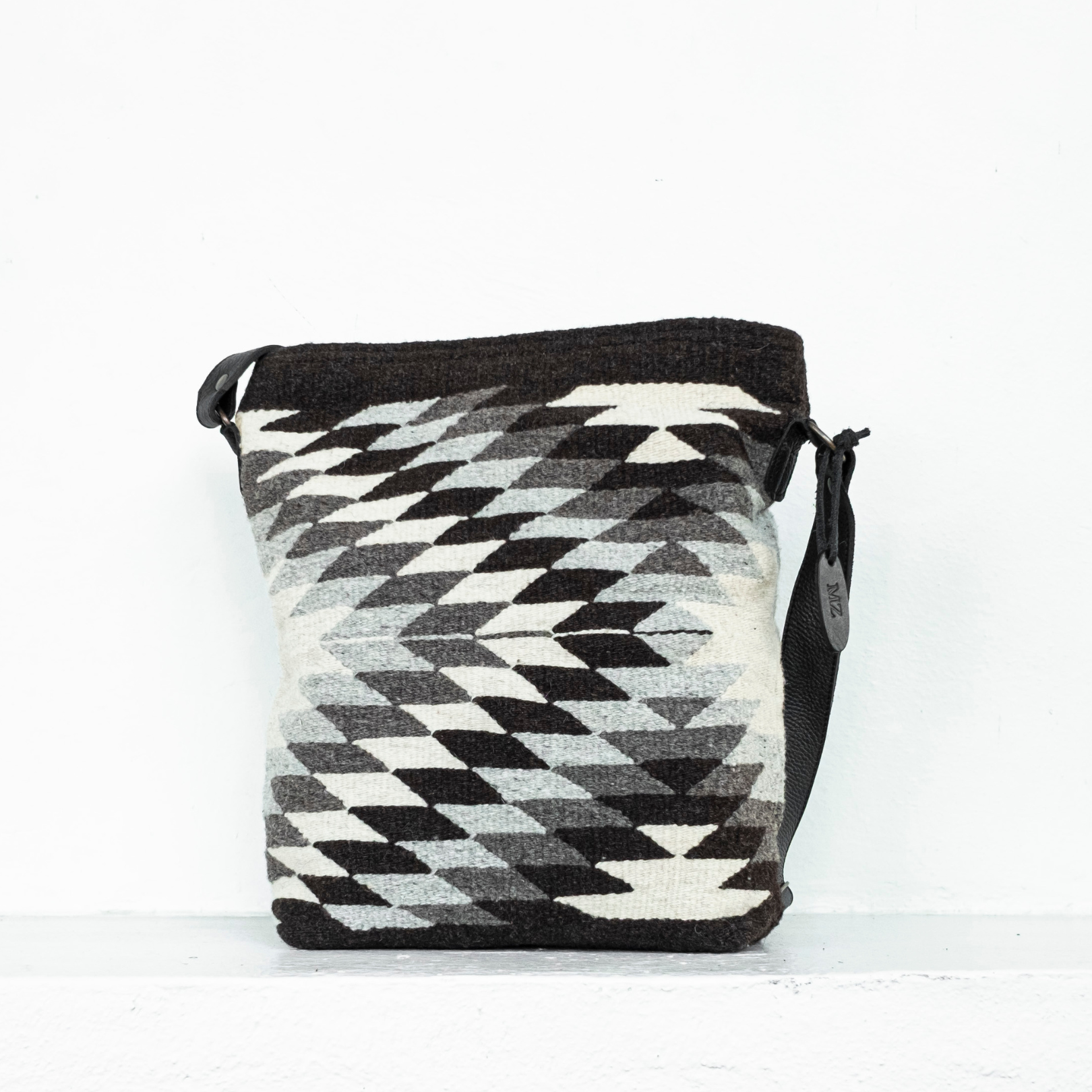 Ónix Shoulder Bag